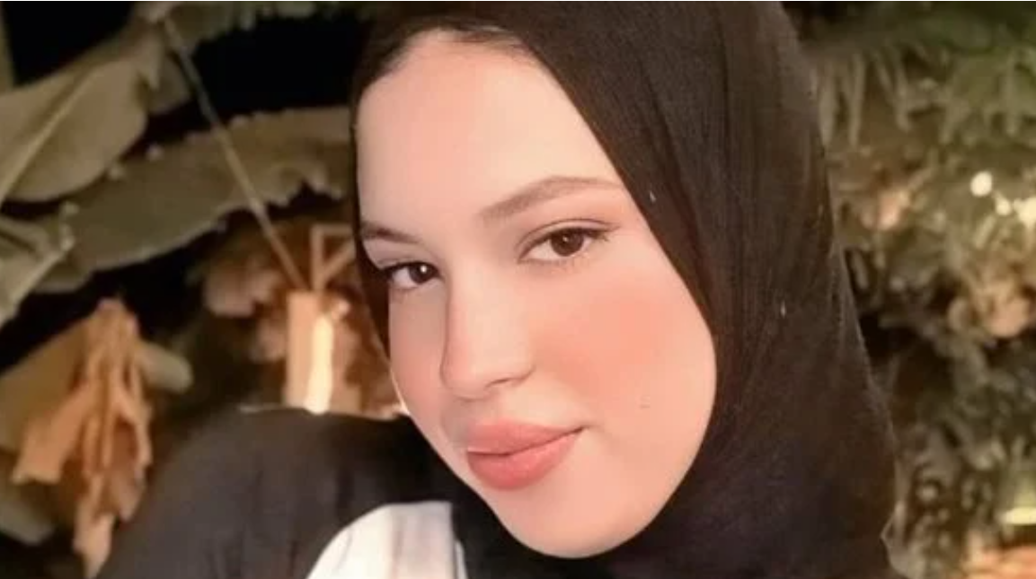 مصرع فتاة إثر سقوطها من الطابق الثاني أثناء تركيب ستارة شرفة منزلها بالغربية (1) مصرع فتاة إثر سقوطها من الطابق الثاني أثناء تركيب ستارة شرفة منزلها بالغربية (1)